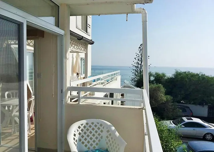 16 Sandy Apartmán Larnaca