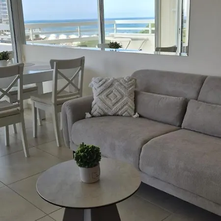 Apartment 16 Sandy Larnaca
