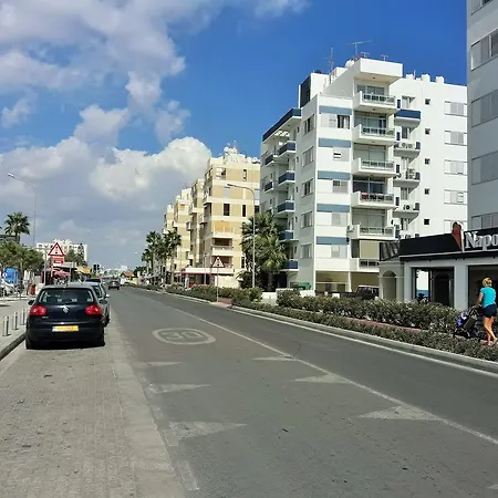 16 Sandy Appartement