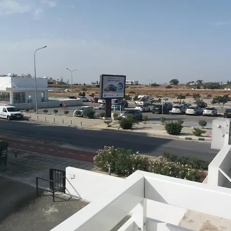 16 Sandy Apartment Larnaca